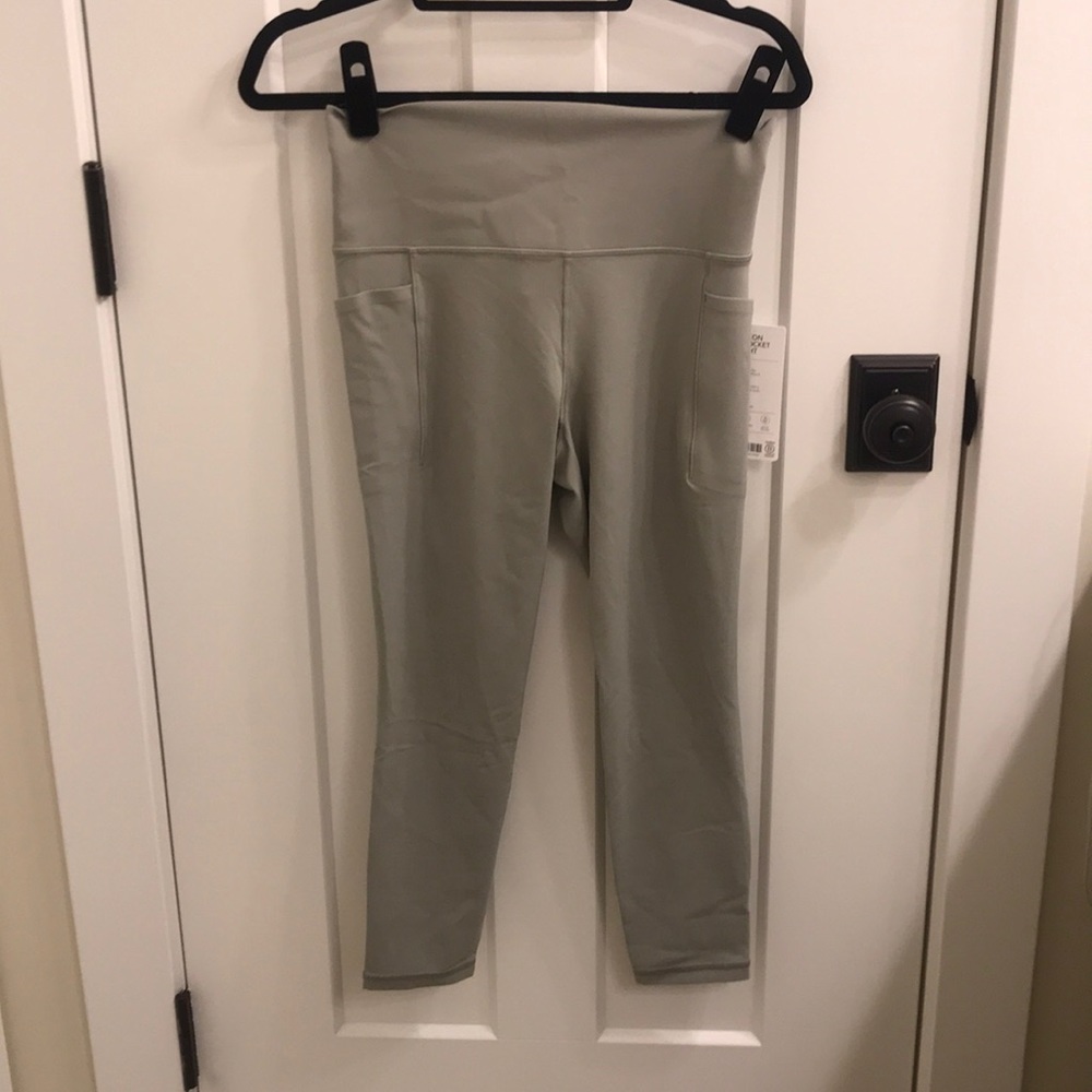 Athleta Salutation 7/8 Tights